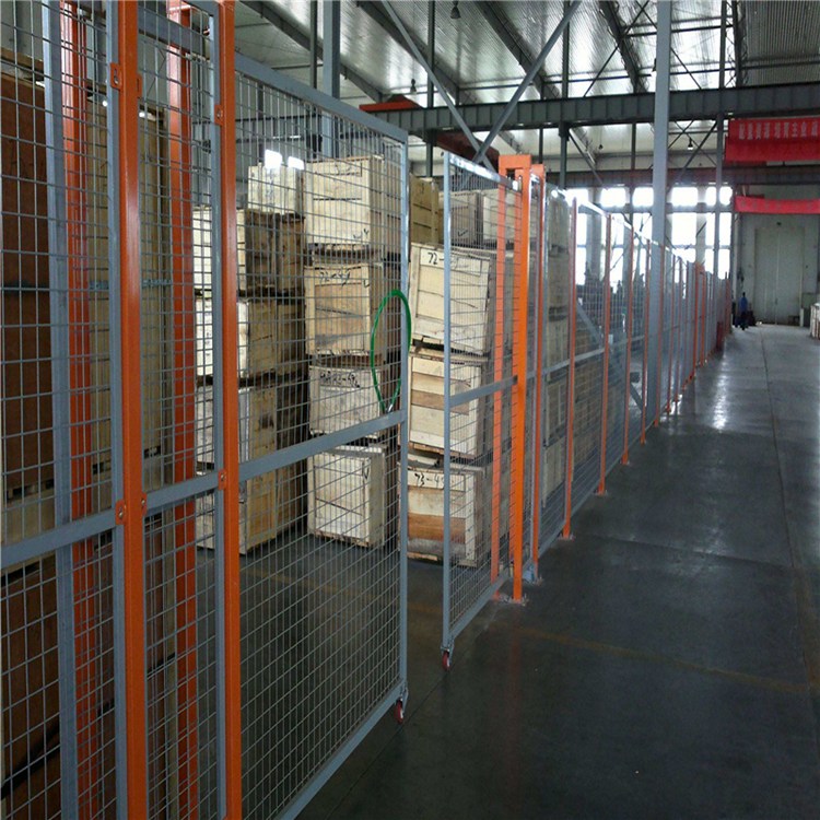 杭州活動(dòng)場(chǎng)地分隔護(hù)欄常見(jiàn)的表面處理方式